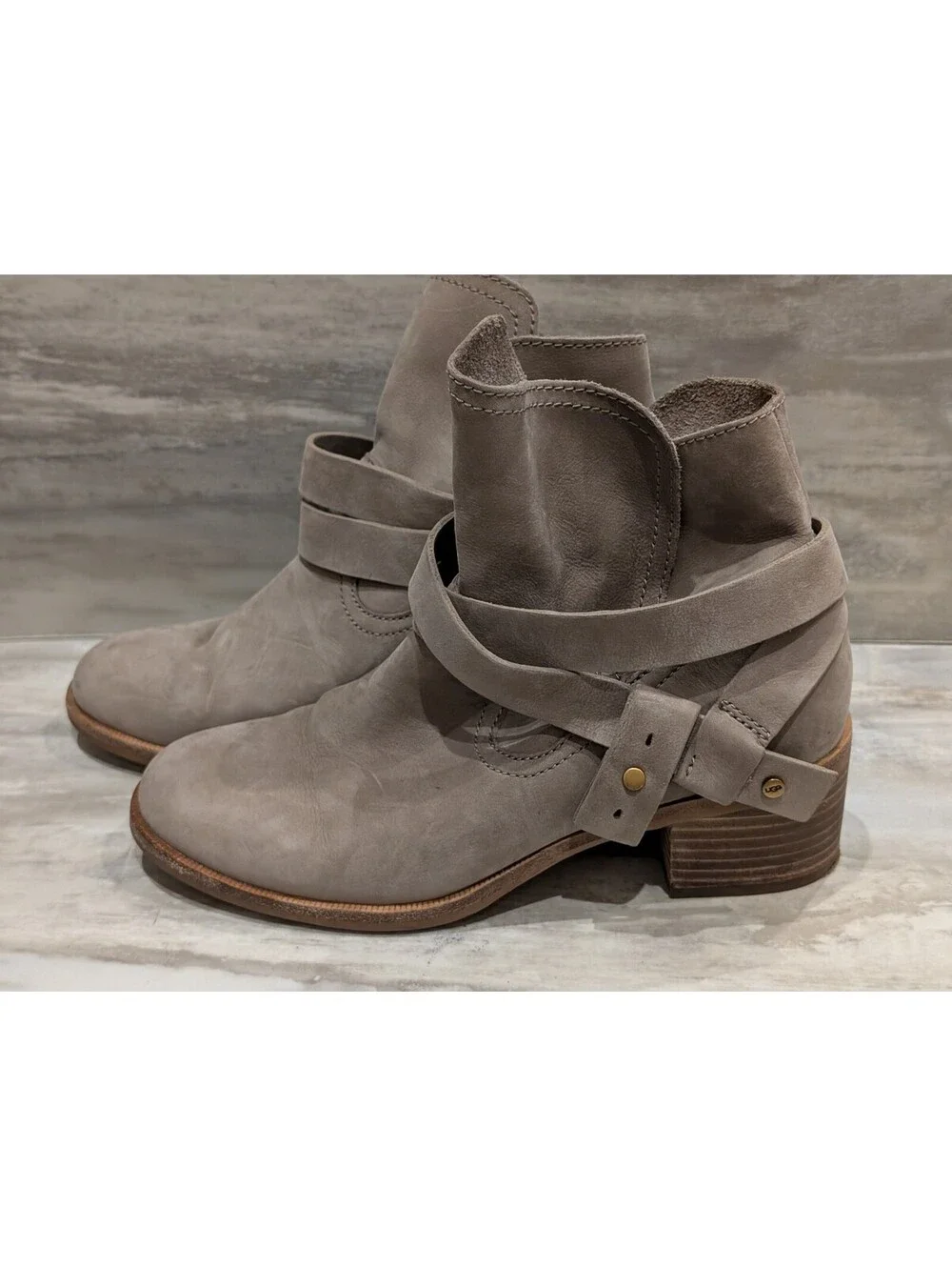 UGG Women's Suede Ankle Boots with Wrap Strap, Size 7.5